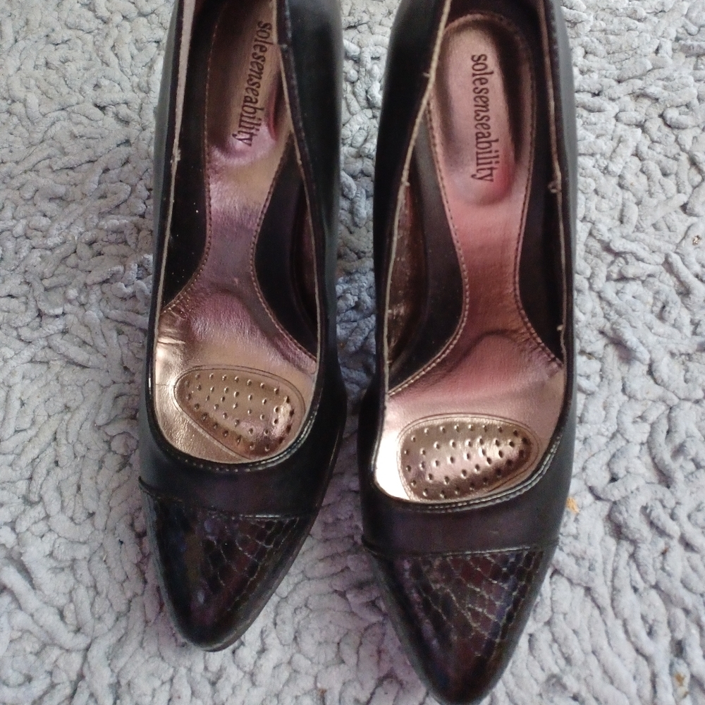 Shoe sensibility 7.5 womens